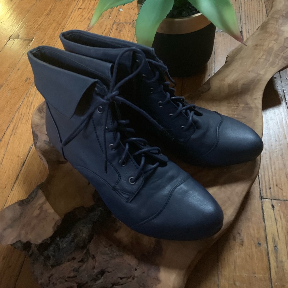 Navy blue booties